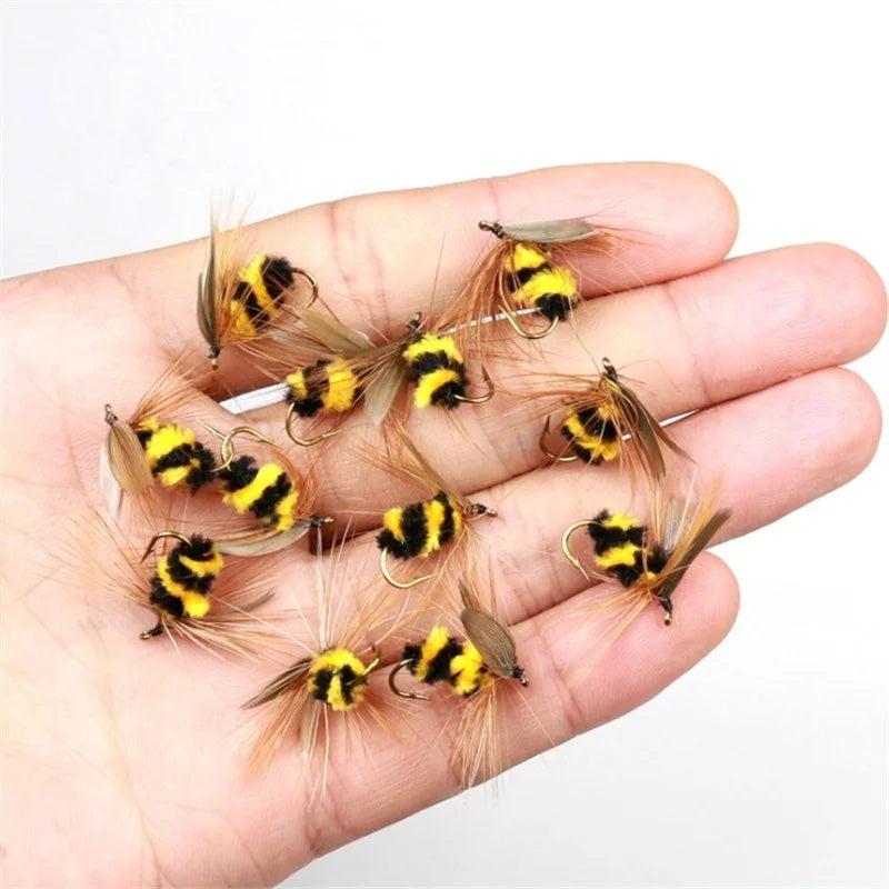 2pcs Artificial Insect Carp Fly Fishing Bait 10# Fishhook 15mm Bee Trout Wobbler Lures Spinner Peche Accessories